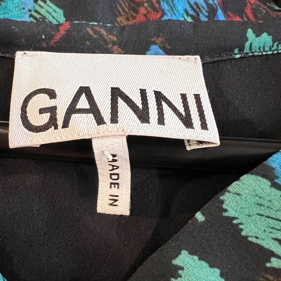 Ganni Printed Light Crepe Ruffle V-Neck Raglan Dress in Meadow Azure Blue 34 - Picture 14 of 16